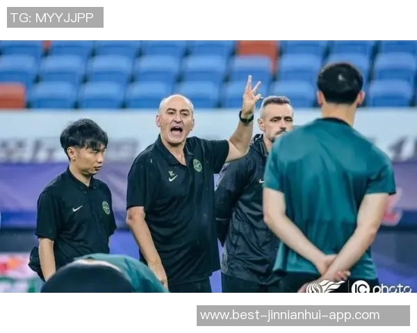 新鹏城外援列昂索坚信球队能逆转困境成功保级 新鹏城外援列昂索坚信球队能逆转困境成功保级